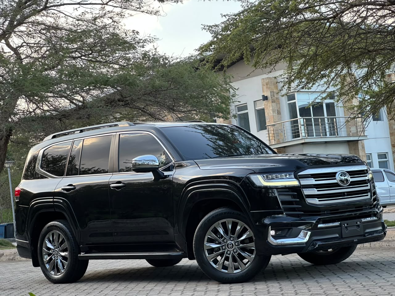 Toyota Landcruiser ZX
